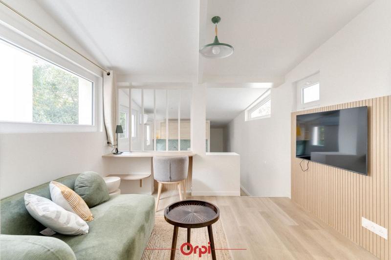 Loft - 38 m² - 2 pièces