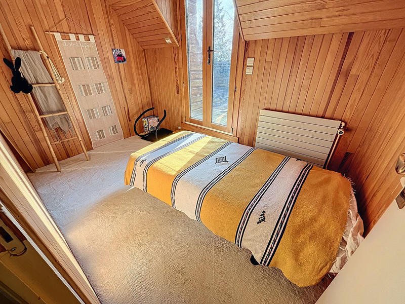 Maison - 261 m² - 9 pièces