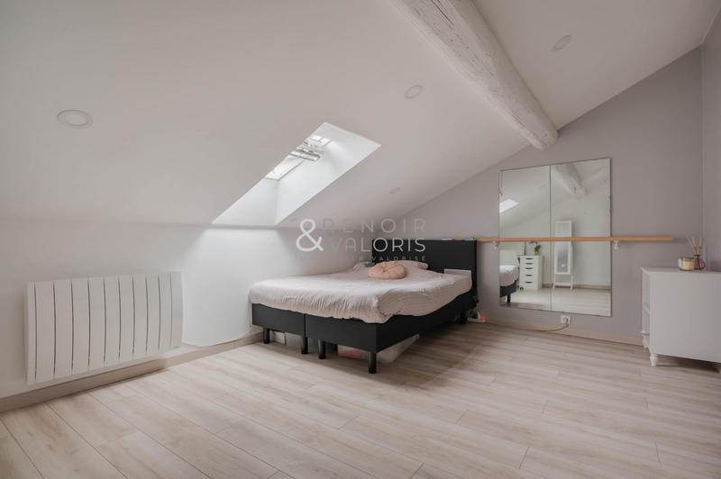 Appartement - 112 m² - 6 pièces