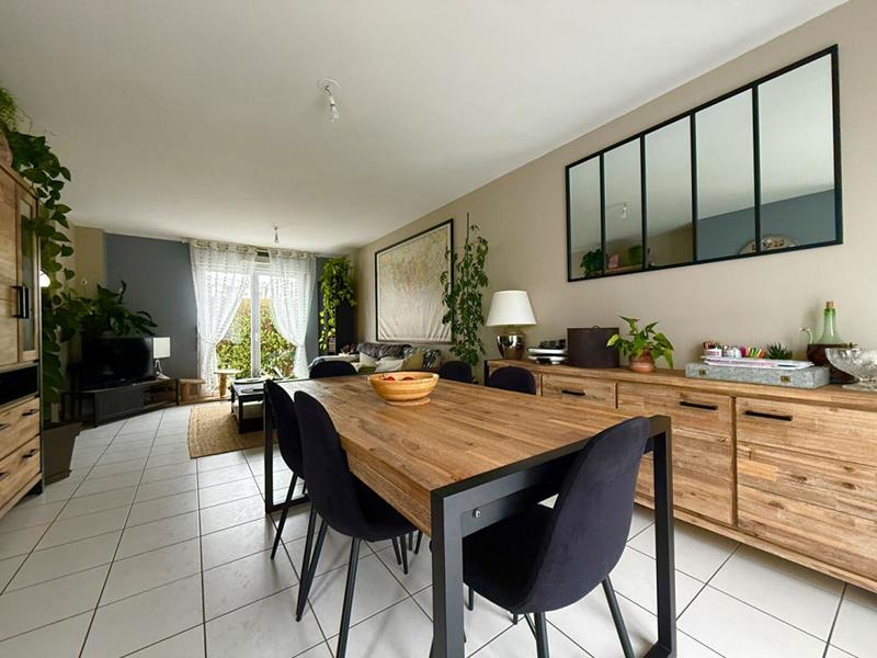 Maison - 84 m² - 5 pièces