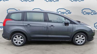 Peugeot 5008 1.6 E-HDi 115 Eat6 Allure - 7 places Automatique