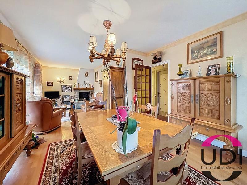 Maison - 98 m² - 4 pièces