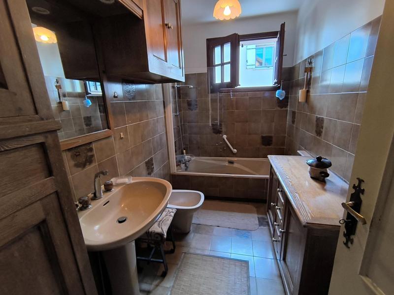 Maison - 143 m² - 6 pièces