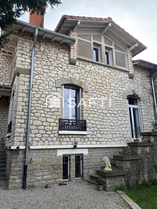 Maison - 195 m² - 5 pièces