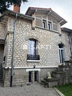 Maison - 195 m² - 5 pièces