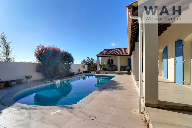 Villa - 210 m² - 7 pièces