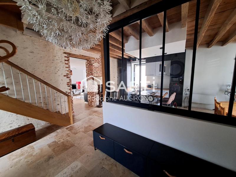 Maison - 210 m² - 7 pièces