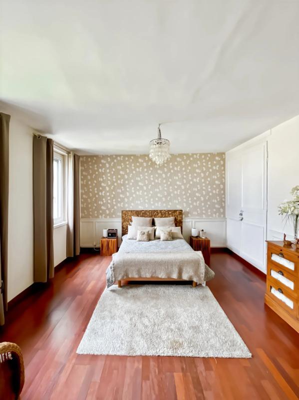 Maison de maîtres - 156 m² - 7 pièces