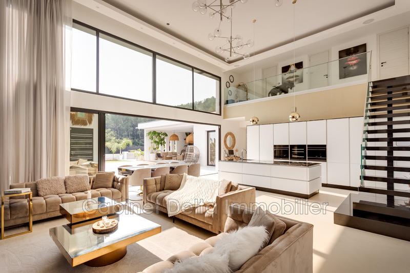 Maison contemporaine - 195 m² - 6 pièces