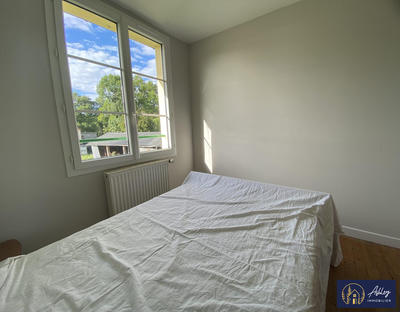 Maison - 79 m² - 5 pièces