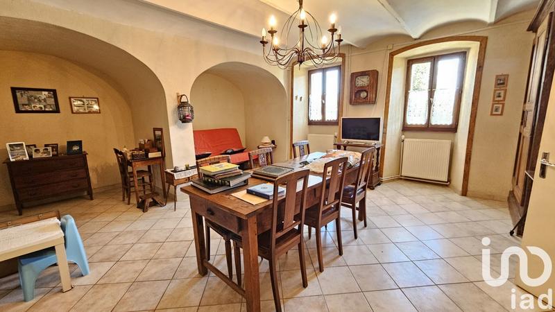 Maison de village - 180 m² - 6 pièces