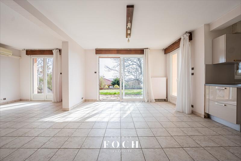 Maison - 121 m² - 6 pièces