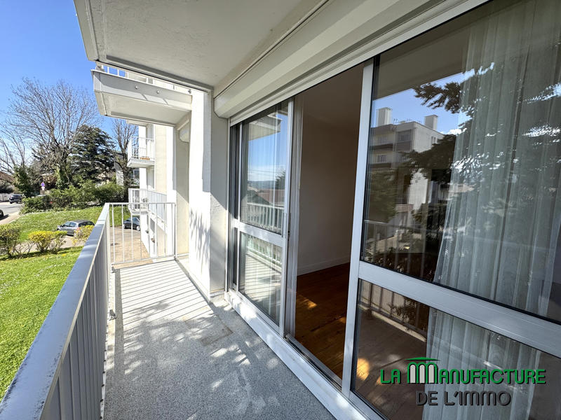 Appartement - 77 m² - 4 pièces