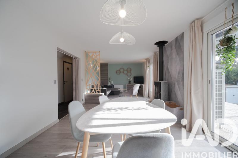 Maison - 108 m² - 6 pièces