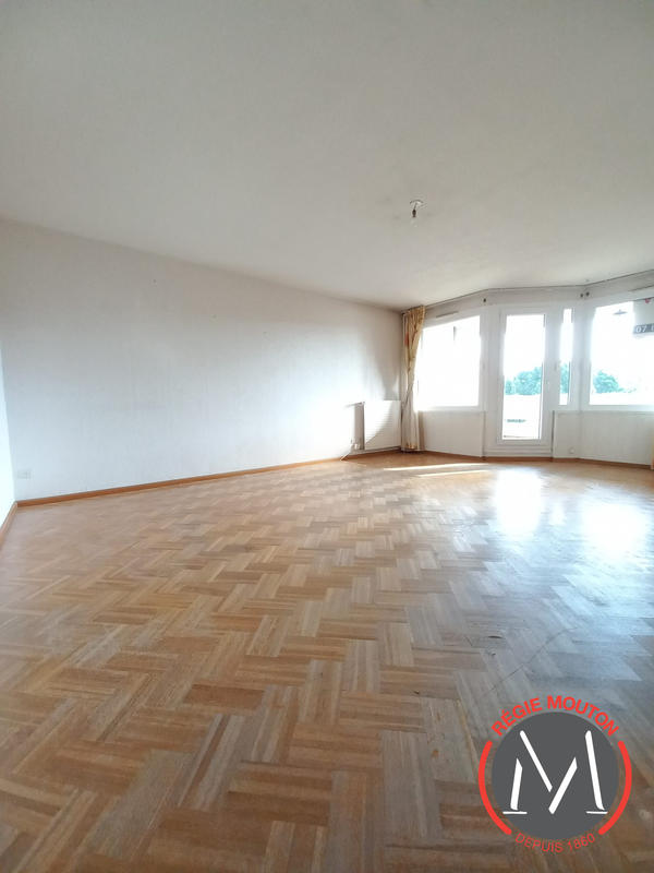 Appartement - 103 m² - 5 pièces