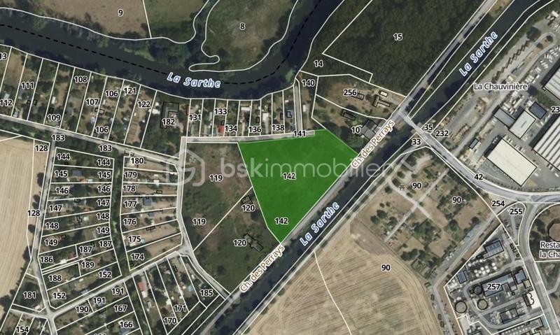 Terrain industriel - 10 138 m²