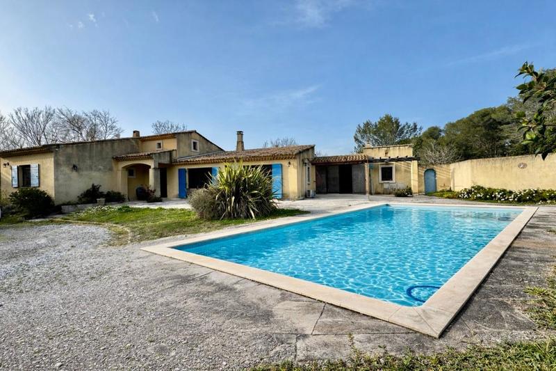 Maison - 175 m² - 6 pièces