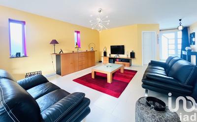 Maison - 180 m² - 8 pièces