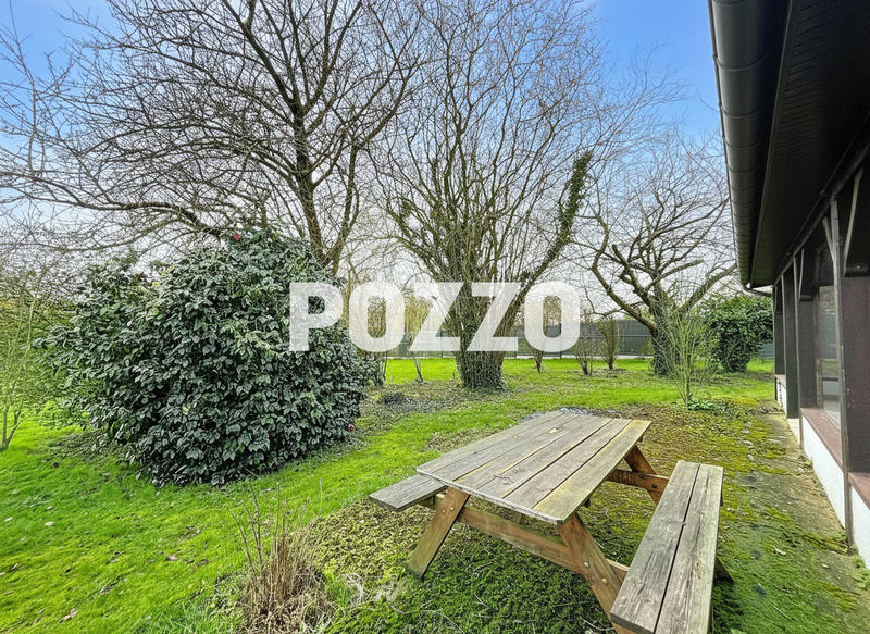 Maison - 90 m² - 5 pièces