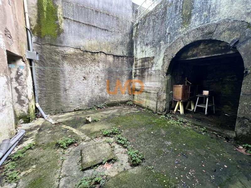 Immeuble - 144 m² - 8 pièces