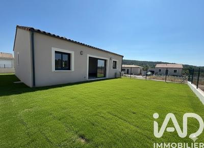 Maison - 85 m² - 4 pièces