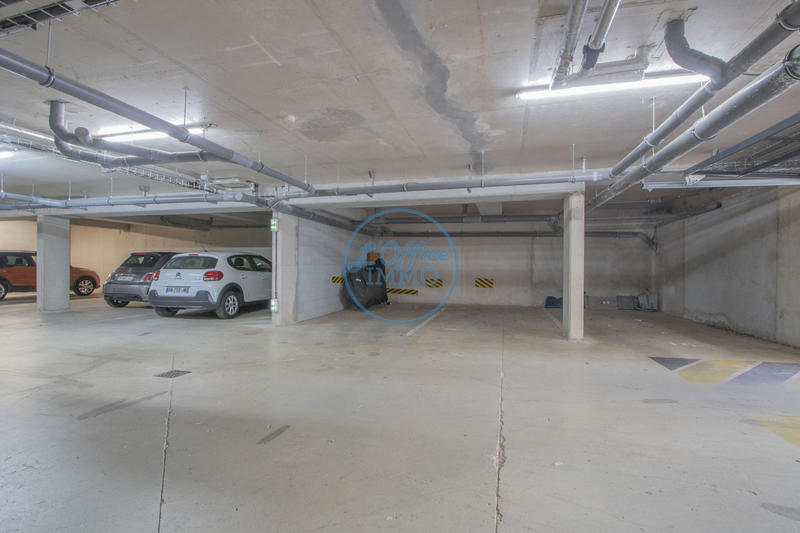 Appartement - 82 m² - 4 pièces