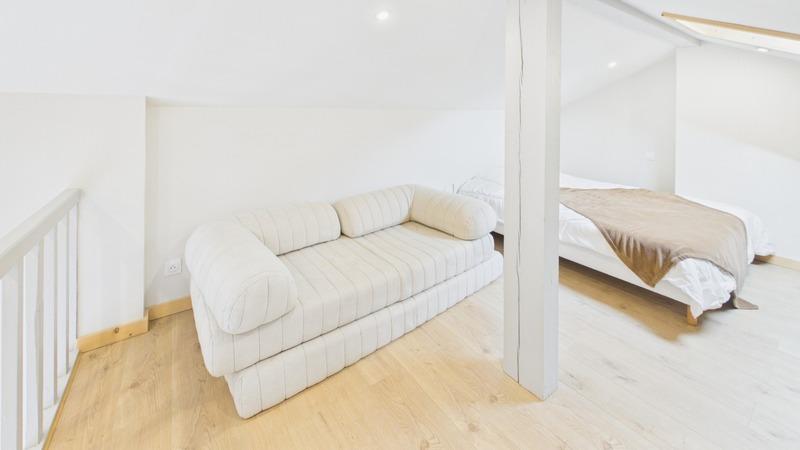 Appartement - 93 m² - 5 pièces