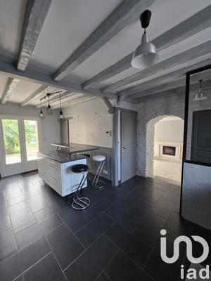 Maison - 143 m² - 7 pièces