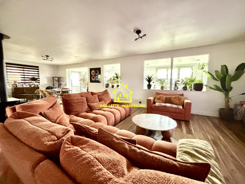 Maison - 159 m² - 5 pièces