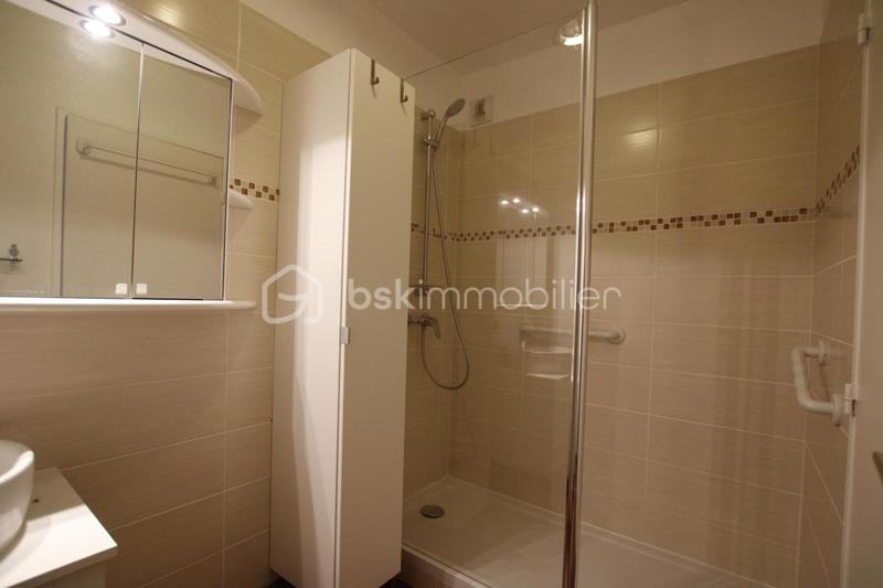 Appartement - 77 m² - 4 pièces