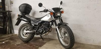 Yamaha Tw 125 yamaha gris 0125 695