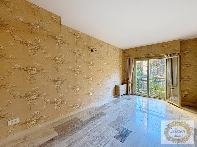 Villa - 390 m² - 6 pièces