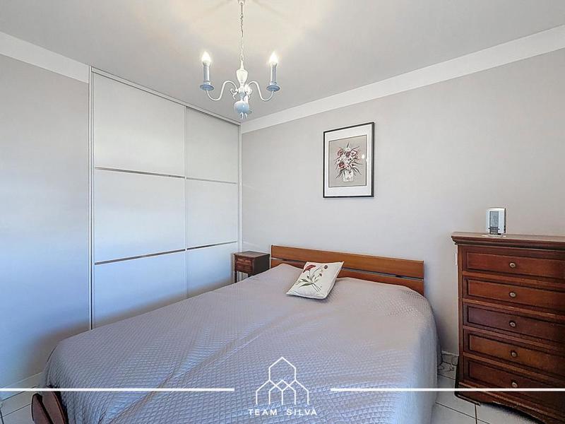 Appartement - 77 m² - 4 pièces