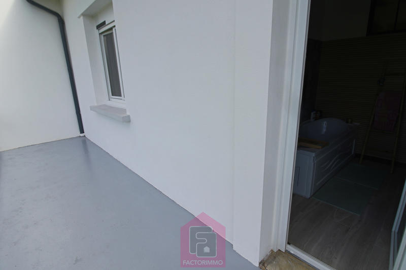 Maison - 190 m² - 8 pièces