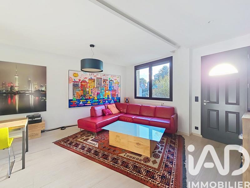 Maison - 180 m² - 7 pièces