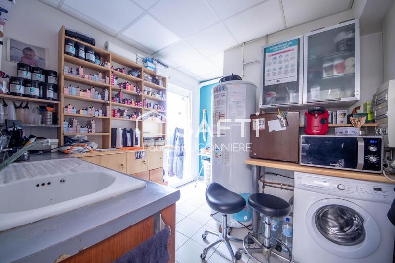 Local commercial - 67 m² - 2 pièces