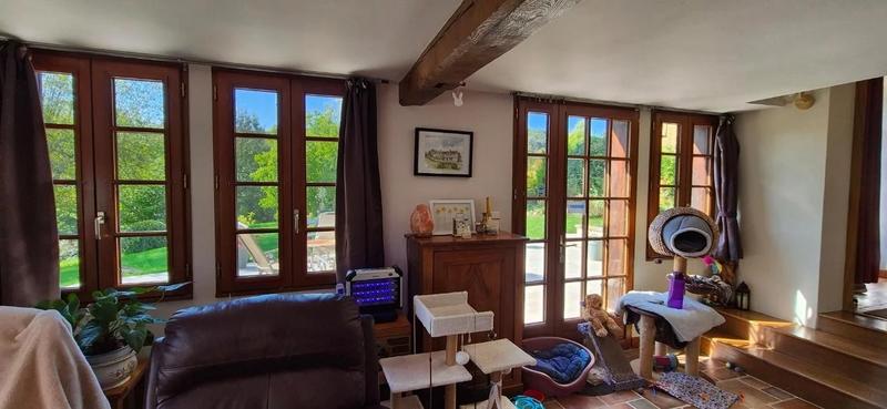 Fermette - 211 m² - 5 pièces