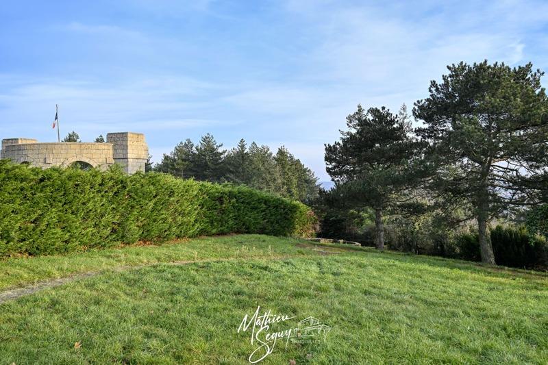 Terrain constructible - 477 m²