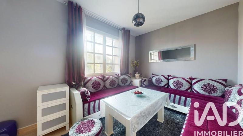 Maison - 201 m² - 7 pièces