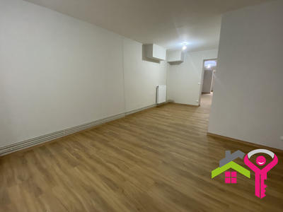 Maison - 140 m² - 3 pièces