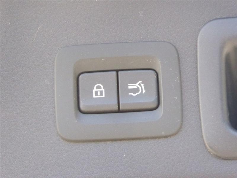 Mazda Cx-30 2022 2.0l E-Skyactiv G m Hybrid 122 Ch 4x2 Bva6 Sportline