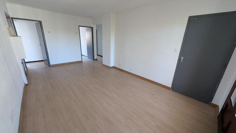 Appartement - 77 m² - 4 pièces