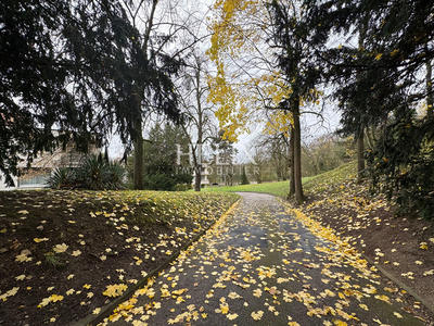 Appartement - 91 m² - 3 pièces