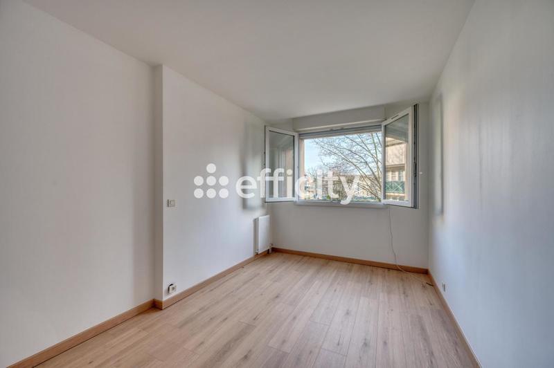 Appartement - 89 m² - 4 pièces