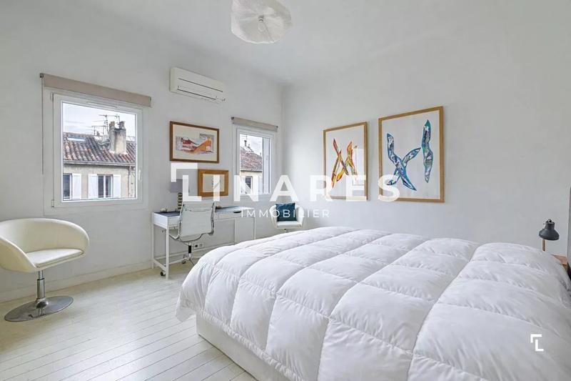 Appartement - 173 m² - 6 pièces