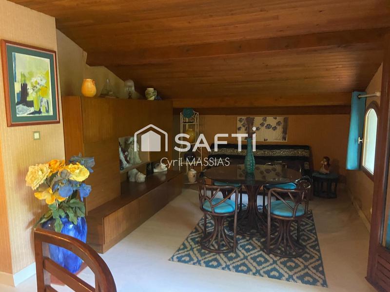 Maison - 170 m² - 8 pièces