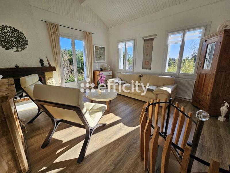 Maison - 102 m² - 4 pièces