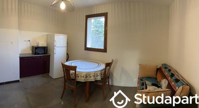 Chambre - 9 m² - 1 pièce