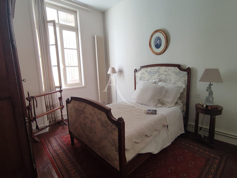 Maison - 173 m² - 6 pièces