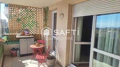 Appartement - 80 m² - 3 pièces